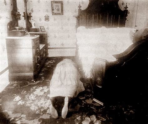 The Unsolved Mysteries of Lizzie Borden's Axe Murders